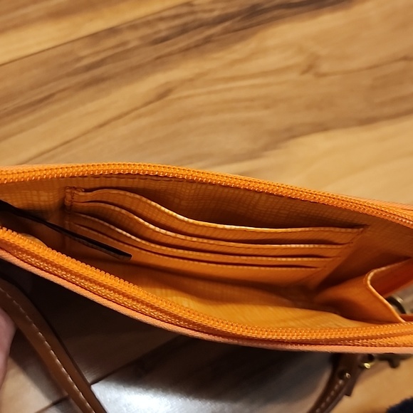 Fossil Vintage Geometric Clutch Wristlet - Picture 9 of 13